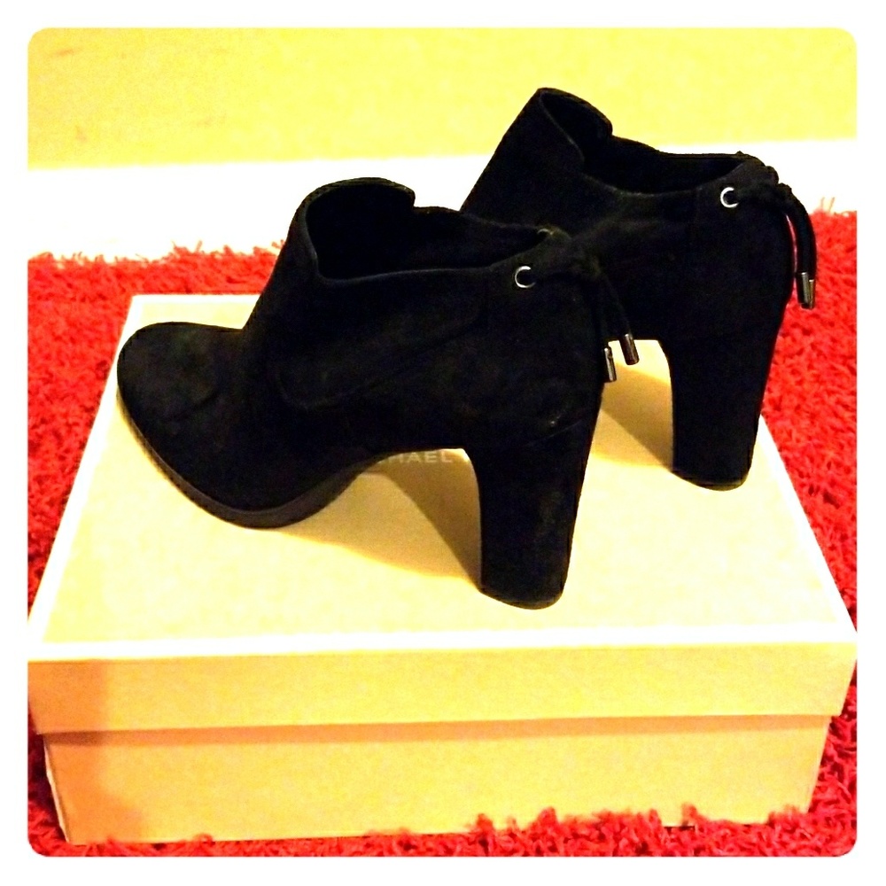 {FRANCO SARTO} Black Booties